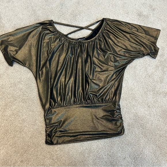 SEDUCTION metallic gold short sleeve ruched crisscross back blouse Sz S - Picture 6 of 10